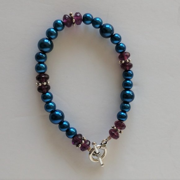 Blue Faux Pearls Bracelet with Purple Beads Handmade Beaded 7.5 Inches - Picture 8 of 16